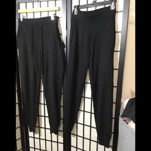 Bundle BOOHOO Sweater Joggers - Black 1 Pull String 1 Pull Up.